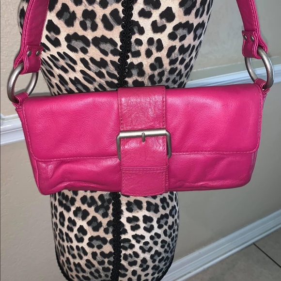 Fuchsia Wilson’s Leather Maxima clutch purse. - Picture 2 of 4